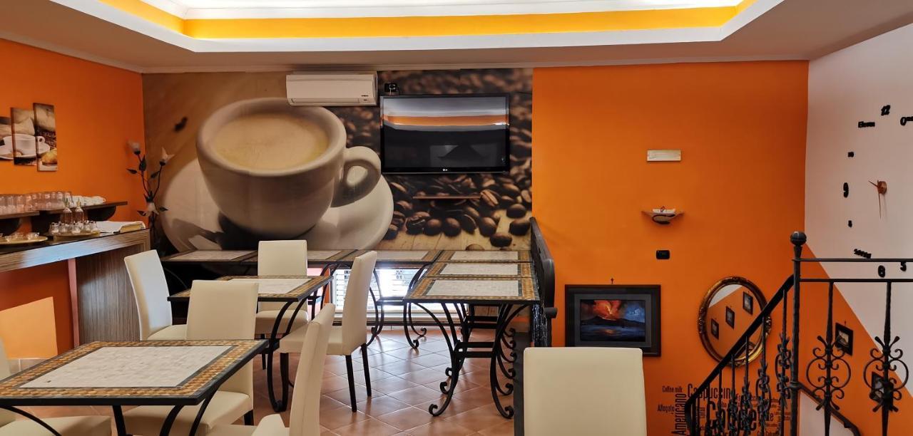 Hotel Neapolis Екстер'єр фото