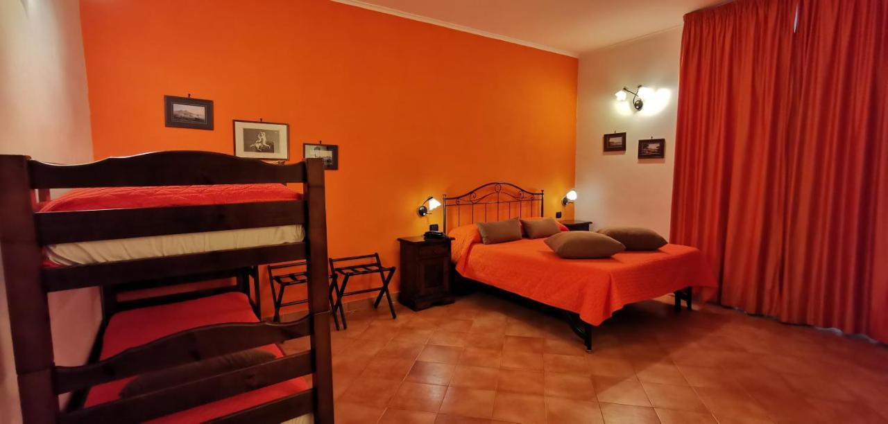 Hotel Neapolis Екстер'єр фото