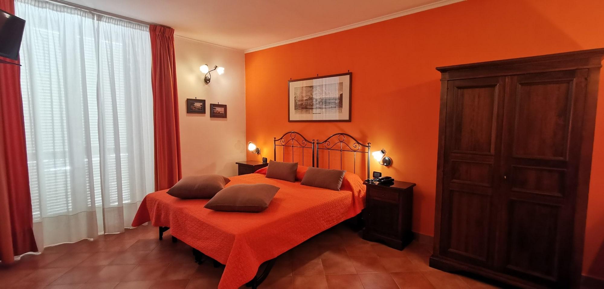 Hotel Neapolis Екстер'єр фото