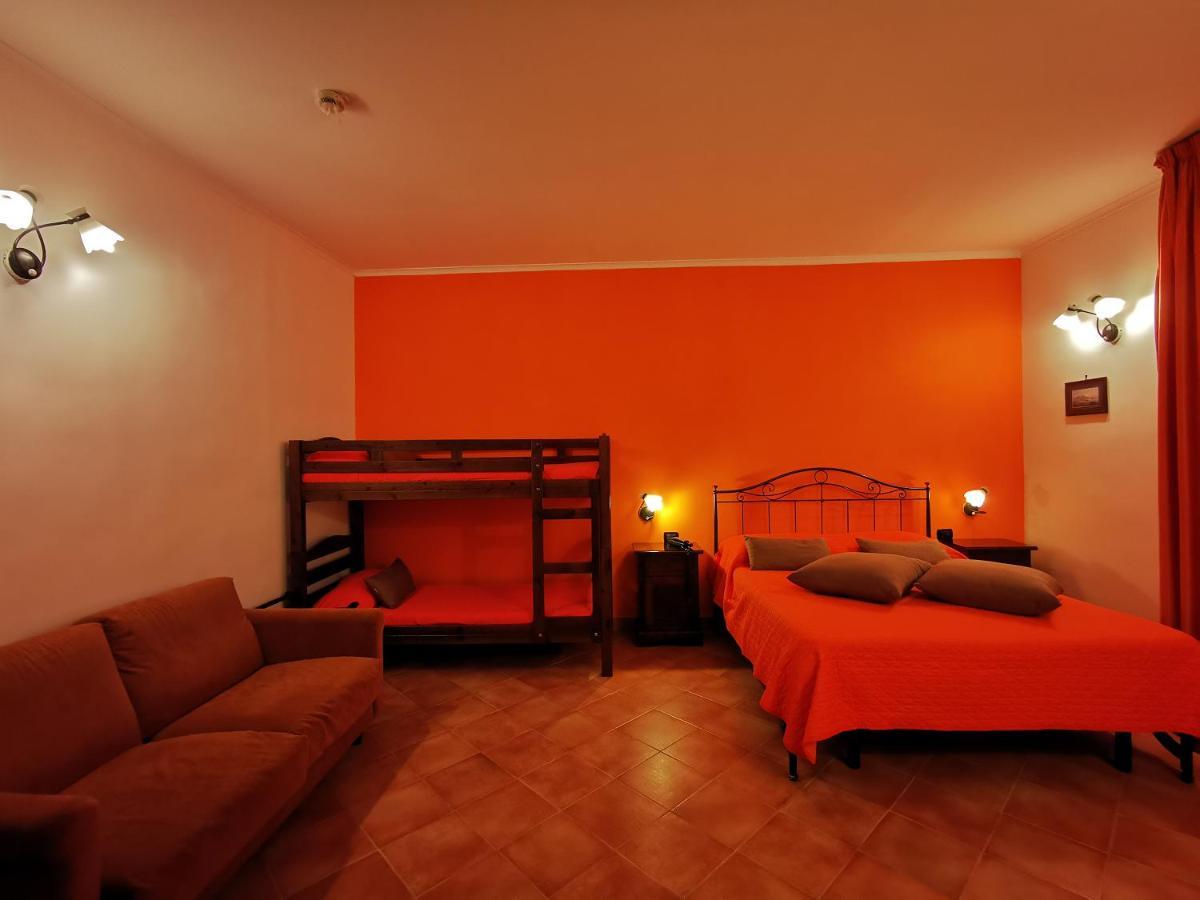 Hotel Neapolis Екстер'єр фото